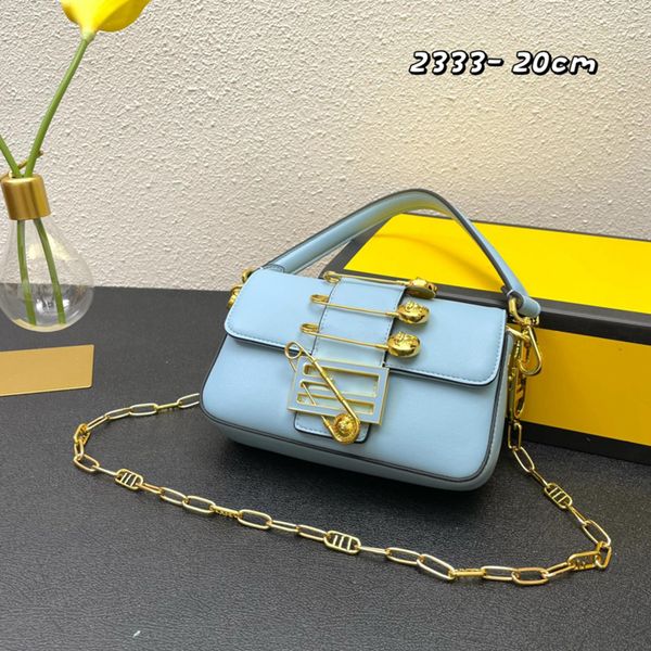 2022 new designer bag handbag shoulder totes bags women's crossbody bag soft cloud leather luxury pin design trendy fashion joint model
2022 new designer bag handbag shoulder totes bags women's crossbody bag soft cloud leather luxury pin design trendy fashion joint model