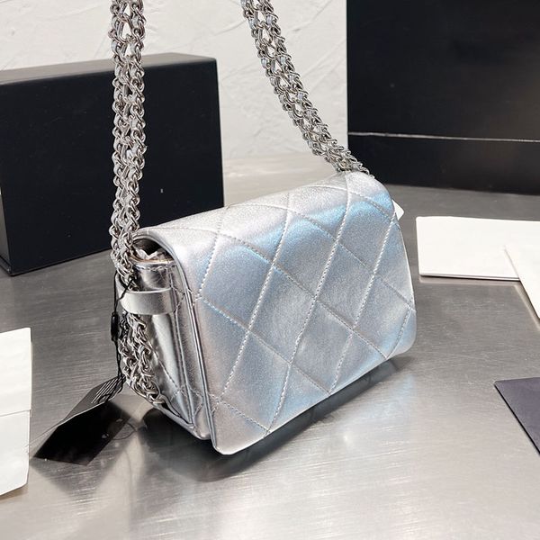 2022ss fall winter france womens classic mini flap quilted bags calfskin underarm silver metal chain shoulder handbag large capacity outdoor
2022ss fall winter france womens classic mini flap quilted bags calfskin underarm silver metal chain shoulder handbag large capacity outdoor