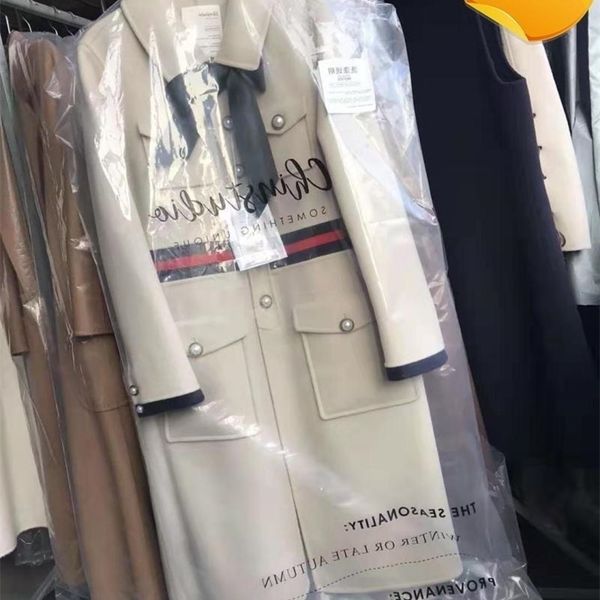 20ss high-end handmade double-sided wool coat beige cashmere coat women's middle long fragrance color matching bow retro woolen coat, Black
20ss high-end handmade double-sided wool coat beige cashmere coat women's middle long fragrance color matching bow retro woolen coat, Black