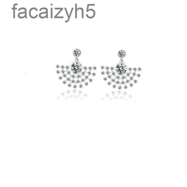 charm designer cashman peacock exhibition screen earrings environmental protection copper plated rhodium jewelry earrings korean temperament, Golden
charm designer cashman peacock exhibition screen earrings environmental protection copper plated rhodium jewelry earrings korean temperament, Golden