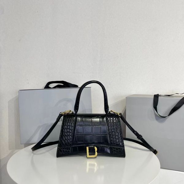 hourglass bags highest quality designer bagatelle bb handbags shoulder bag messenger shopping pockets cosmetic crossbodys bags purse
hourglass bags highest quality designer bagatelle bb handbags shoulder bag messenger shopping pockets cosmetic crossbodys bags purse