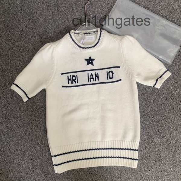 2022 designer di or t shirt and tees dress high edition 21 d five pointed star jacquard embroidered wool sweater round neck short sleeve sli, White;black
2022 designer di or t shirt and tees dress high edition 21 d five pointed star jacquard embroidered wool sweater round neck short sleeve sli, White;black