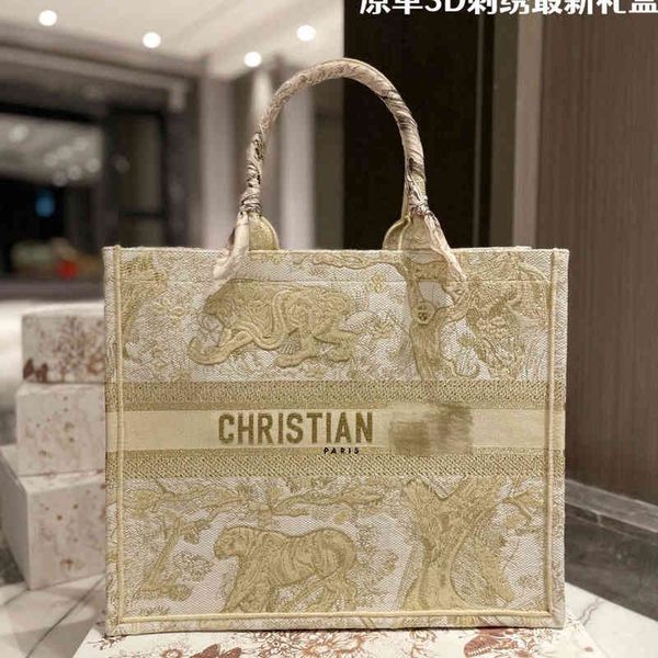 handbags luxury dchritians bags the latest gold thread animal model has a large capacity three-dimensional embroidery of silk scarves is not
handbags luxury dchritians bags the latest gold thread animal model has a large capacity three-dimensional embroidery of silk scarves is not