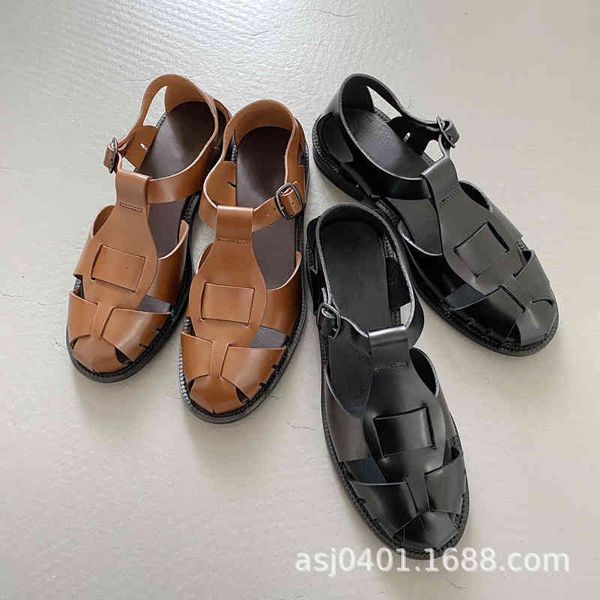 out sandals hollow baotou sandals women's leather woven flat bottomed round head one-sided belt heel roman shoes fashion xeo7, Black
out sandals hollow baotou sandals women's leather woven flat bottomed round head one-sided belt heel roman shoes fashion xeo7, Black