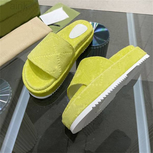 2023 designer sandals luxury women's slippers women's platform wedge sandals alphabet embroidered slippers platform leather slippe, Black
2023 designer sandals luxury women's slippers women's platform wedge sandals alphabet embroidered slippers platform leather slippe, Black