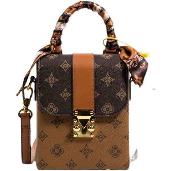 68% off autumn and winter versatile small new female ins minority messenger mobile phone fashion printed single shoulder bag
68% off autumn and winter versatile small new female ins minority messenger mobile phone fashion printed single shoulder bag