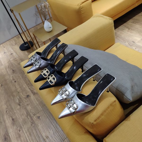 2022 luxurys designers heels women dress shoes heel sandals classic versatile party wedding shoe comfortable sandal size35-41 gpf220748, Black
2022 luxurys designers heels women dress shoes heel sandals classic versatile party wedding shoe comfortable sandal size35-41 gpf220748, Black