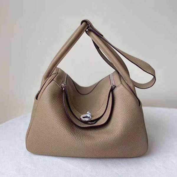 designers bags head leather lindi women's bag 2021 new pillow medicine one shoulder hand versatile trendy square
designers bags head leather lindi women's bag 2021 new pillow medicine one shoulder hand versatile trendy square