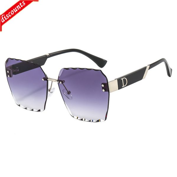men's women's fashion trend brand sunglasses wholesale new personalized wave cut edge framels metal d home, White;black
men's women's fashion trend brand sunglasses wholesale new personalized wave cut edge framels metal d home, White;black