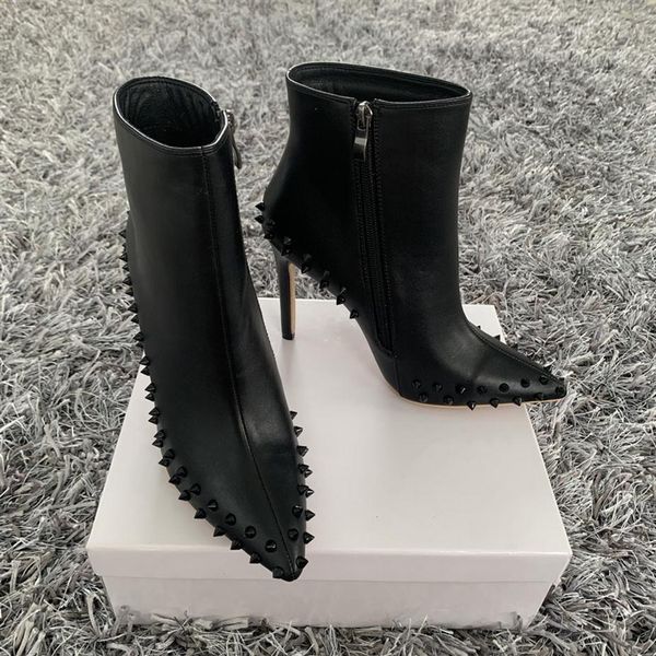 casual designer lady fashion women pumps black leather spikes point toe high heels shoes 10cm stiletto heeled wedding shoes2675
casual designer lady fashion women pumps black leather spikes point toe high heels shoes 10cm stiletto heeled wedding shoes2675