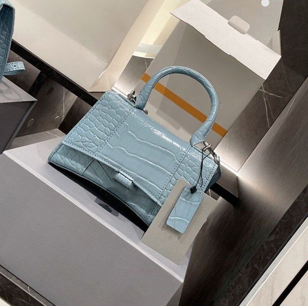 half moon hasp handbag designers wallet shoulder crossbody bag purse tote mini plain crocodile handle clutch bags women luxury handbag backp
half moon hasp handbag designers wallet shoulder crossbody bag purse tote mini plain crocodile handle clutch bags women luxury handbag backp