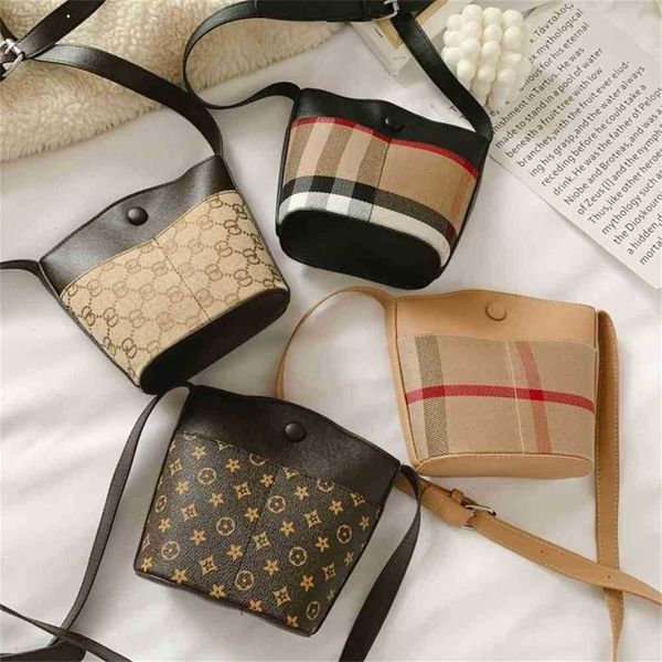 baby 2022 summer princess stripe printed mini square satchel crossbody pack girls portable one shoulder messenger pu wallet designers childr
baby 2022 summer princess stripe printed mini square satchel crossbody pack girls portable one shoulder messenger pu wallet designers childr
