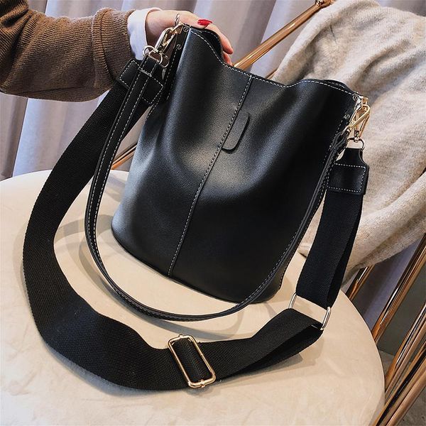 evening bags female luxury designer vintage shoulder bag leather crossbody black pu women's fashion versatile large capacity totes hand
evening bags female luxury designer vintage shoulder bag leather crossbody black pu women's fashion versatile large capacity totes hand