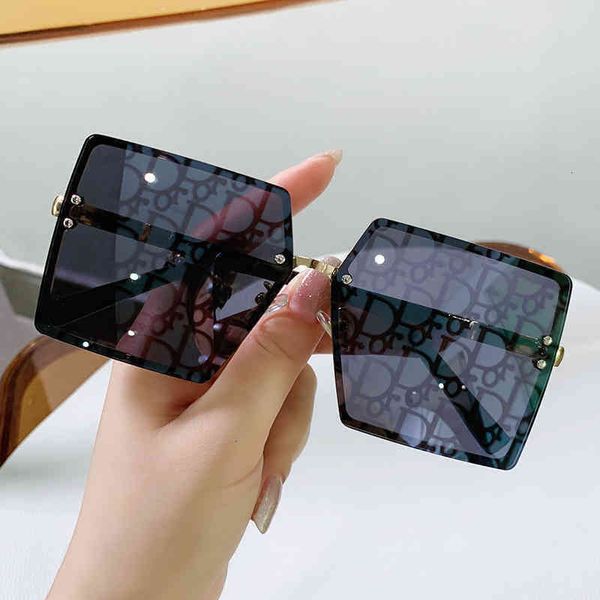 women sunglasses luxury brand designer new fashion trend women's large square metal shading men's glass vintage glasses for men la, White;black
women sunglasses luxury brand designer new fashion trend women's large square metal shading men's glass vintage glasses for men la, White;black