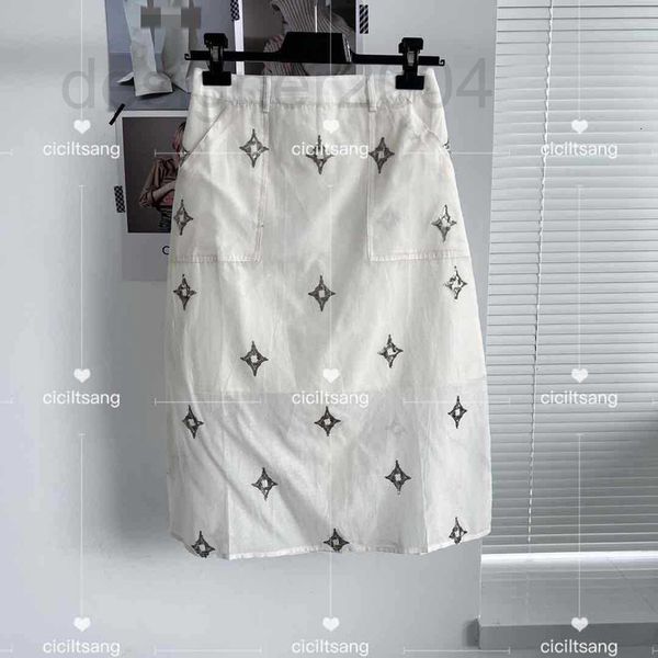 skirts designer 2022 spring and summer atmosphere new fresh sweet literary thin mulberry silk skirt 2c5x, Black
skirts designer 2022 spring and summer atmosphere new fresh sweet literary thin mulberry silk skirt 2c5x, Black