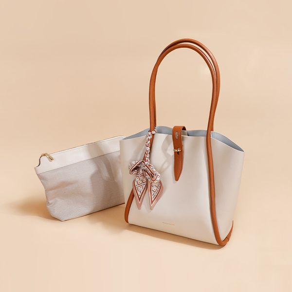 designer shoulder bags grade original leather brand new for women retro feeling large capacity bag 38cm
designer shoulder bags grade original leather brand new for women retro feeling large capacity bag 38cm