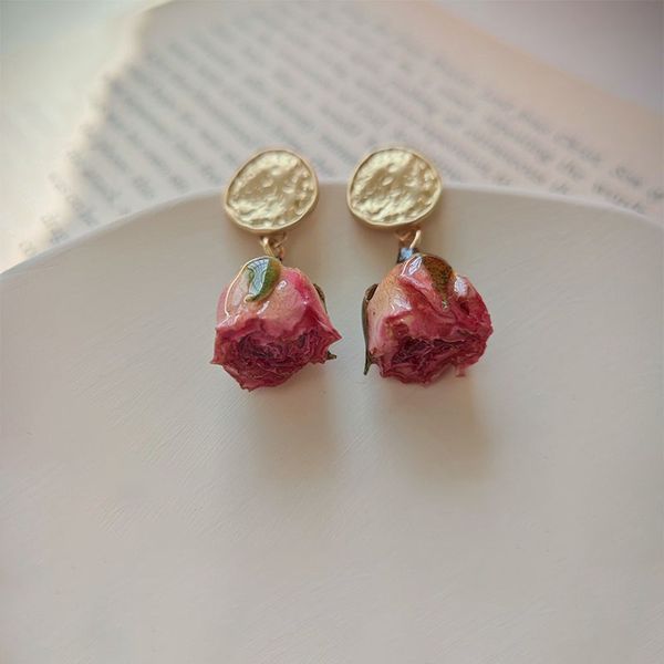 925 silver needle mori super immortal flower dry earrings temperament simple rose earrings women's, Golden;silver
925 silver needle mori super immortal flower dry earrings temperament simple rose earrings women's, Golden;silver