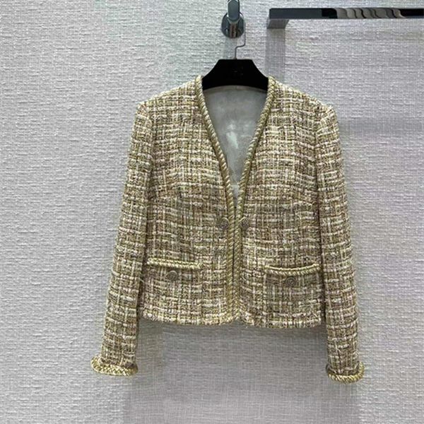 european and american women's wear new autumn 2022 exquisite buttons with long sleeves and v-neck fashion tweed coat, Black
european and american women's wear new autumn 2022 exquisite buttons with long sleeves and v-neck fashion tweed coat, Black