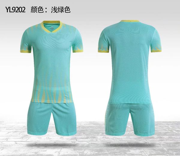 custom blank football uniforms kit men' clothing , embroidery men tracksuits set design soccer team shirt dry breathable mens factory w, Gray
custom blank football uniforms kit men' clothing , embroidery men tracksuits set design soccer team shirt dry breathable mens factory w, Gray