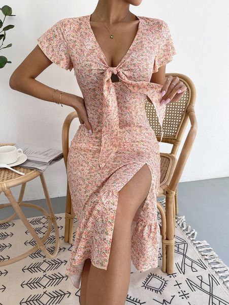 random ditsy floral knot front split thigh ruffle hem dress c96h#, Black;gray
random ditsy floral knot front split thigh ruffle hem dress c96h#, Black;gray