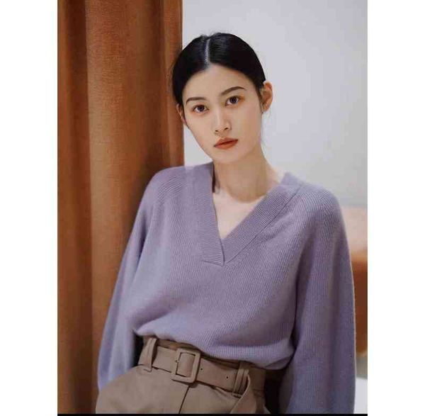 women's sweaters autumn winter class versatile loose vneck silhouette cashmere knitted pullover sweater, White;black
women's sweaters autumn winter class versatile loose vneck silhouette cashmere knitted pullover sweater, White;black