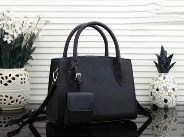 women 2pcs/set bags handbag tote onthego shoulder crossbody bag designers shopping pocket composite package leather triangle logo wallet emb
women 2pcs/set bags handbag tote onthego shoulder crossbody bag designers shopping pocket composite package leather triangle logo wallet emb