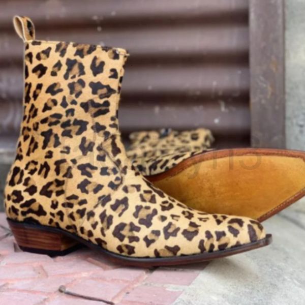 boots designer fashion trend leopard print imitation suede zipper ankle boots low heel pointed high classic style large size, Black
boots designer fashion trend leopard print imitation suede zipper ankle boots low heel pointed high classic style large size, Black