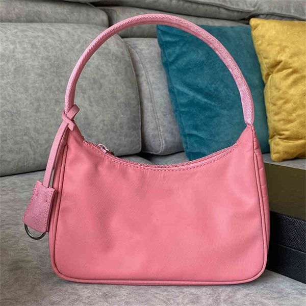 gbg cbag women's re-edition 2000 tote leather shoulder bag baguette lady high luxury designer crossbody bags handbag
gbg cbag women's re-edition 2000 tote leather shoulder bag baguette lady high luxury designer crossbody bags handbag