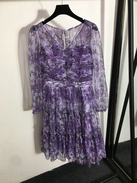2022 european fashion style casual dresses flower print perspective elegant waist long sleeve dress, Black;gray
2022 european fashion style casual dresses flower print perspective elegant waist long sleeve dress, Black;gray