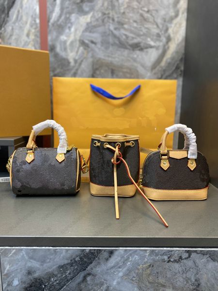 m81081 3 in 1 trio mini icones womens alma bb bag three-piece sets neonoe phone purse designer handbags totes 22ss women luxury shoulder cro
m81081 3 in 1 trio mini icones womens alma bb bag three-piece sets neonoe phone purse designer handbags totes 22ss women luxury shoulder cro