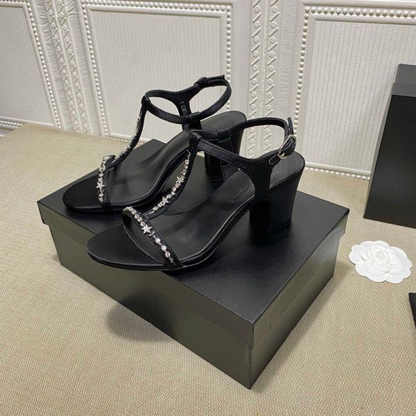 summer stylish women's slingbacks sandals lambskin strass slippers designer luxury fashion ladies beach slipper, Black
summer stylish women's slingbacks sandals lambskin strass slippers designer luxury fashion ladies beach slipper, Black