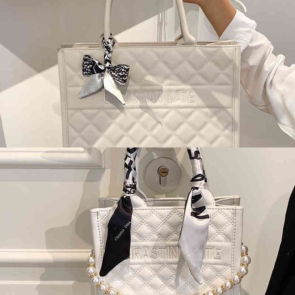 large capacity women's new shoulder women holiday beach casual tote handle bags fashion ladies
large capacity women's new shoulder women holiday beach casual tote handle bags fashion ladies