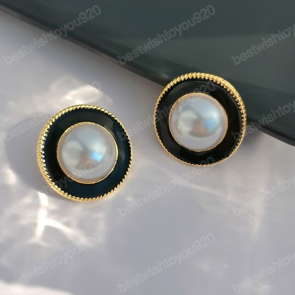 vintage elegant pearl big stud earrings for women girl geometric around french earrings wedding jewelry, Golden;silver
vintage elegant pearl big stud earrings for women girl geometric around french earrings wedding jewelry, Golden;silver