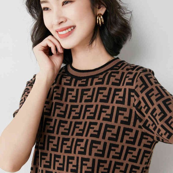 2022 latest brand fashion design trend men's women's same sweater spring summer new short sleeved slim double f lattice t-shirt to, White;black
2022 latest brand fashion design trend men's women's same sweater spring summer new short sleeved slim double f lattice t-shirt to, White;black