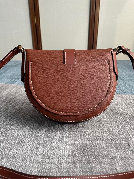 darryl 2022 summer shouder bag luxury gift for women mothers day satchel lunch makeup beach weekender cosmetic sling messenger cute tote tes, Blue;pink
darryl 2022 summer shouder bag luxury gift for women mothers day satchel lunch makeup beach weekender cosmetic sling messenger cute tote tes, Blue;pink
