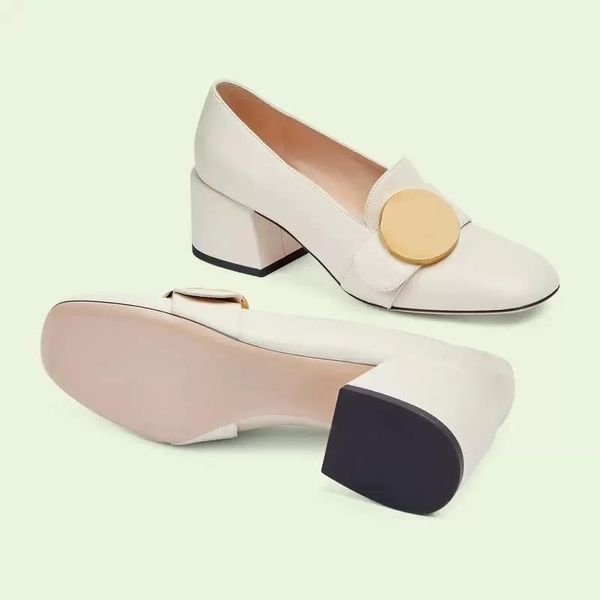 2022 blonde women's mid-heel pump dress shoes black leather gold-toned hardware round interlocking detail new shoes 34-42
2022 blonde women's mid-heel pump dress shoes black leather gold-toned hardware round interlocking detail new shoes 34-42