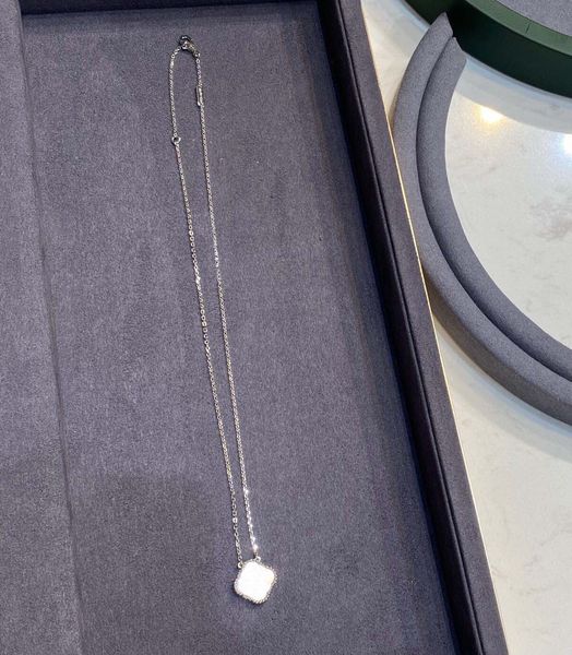 v gold material charm pendant necklace with white shelll in platinum color plated for women wedding jewelry gift have box stamp ps4945, Silver
v gold material charm pendant necklace with white shelll in platinum color plated for women wedding jewelry gift have box stamp ps4945, Silver