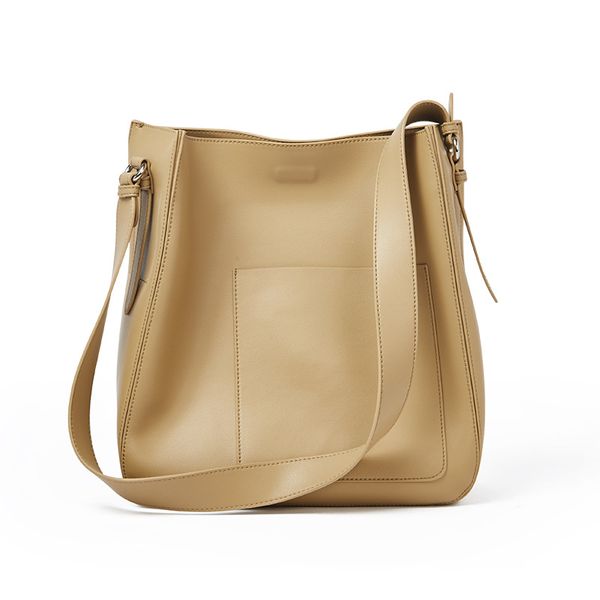 soft leather large capacityy tote bag with zip thick strap crossbody bag japan and korea style in winter
soft leather large capacityy tote bag with zip thick strap crossbody bag japan and korea style in winter