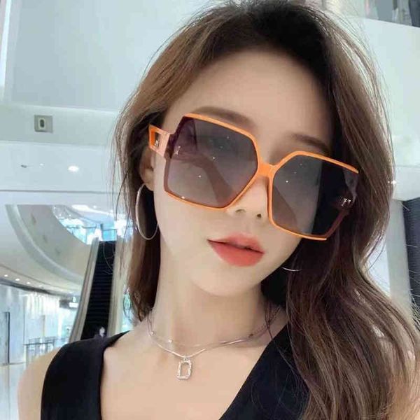 sunglasses 2022 conjoined sunglasses fashion large frame personalized trend 7705 s16u, White;black
sunglasses 2022 conjoined sunglasses fashion large frame personalized trend 7705 s16u, White;black