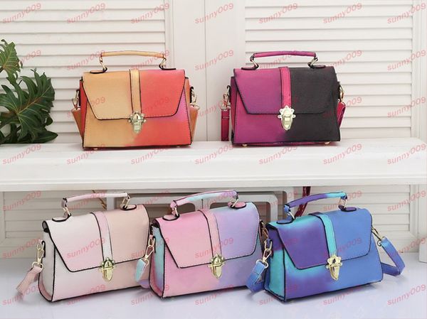 new fashion luxury shoulder bag large capacity bag mixed color gradient design totes designer sunrise and sunset handbag wallet
new fashion luxury shoulder bag large capacity bag mixed color gradient design totes designer sunrise and sunset handbag wallet