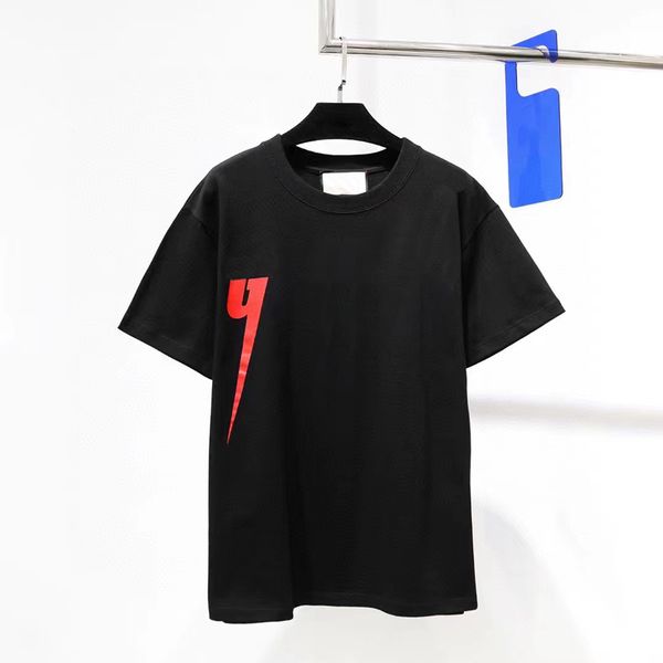 mens t-shirts famous designer t-shirts simple and high-quality pure cotton casual solid color t shirt couple street hip hop fashion top, White;black
mens t-shirts famous designer t-shirts simple and high-quality pure cotton casual solid color t shirt couple street hip hop fashion top, White;black