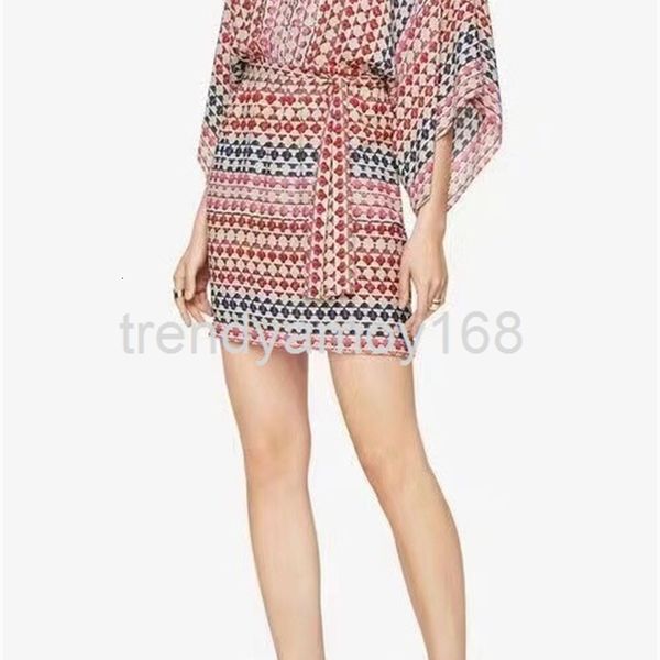 casual dresses bcbg necktie design belt dress is a pure substitute for the original women's wear, Black;gray
casual dresses bcbg necktie design belt dress is a pure substitute for the original women's wear, Black;gray