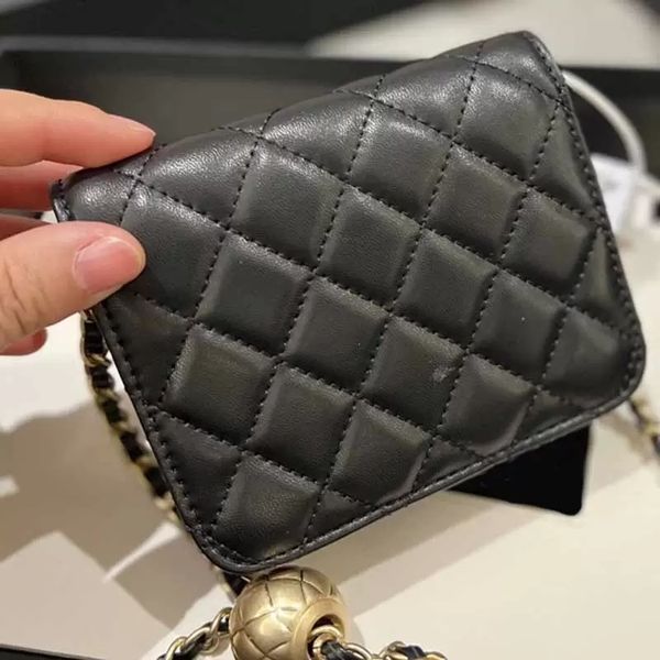 12*10cm ladies mini flap crossbody designer bags black genuine leather classic handbags gold-tone metal chains golden ball adjuster handbag
12*10cm ladies mini flap crossbody designer bags black genuine leather classic handbags gold-tone metal chains golden ball adjuster handbag