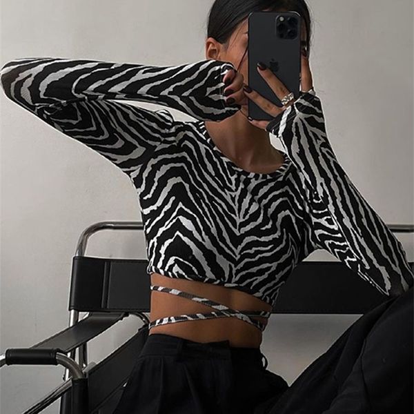 backless lace ups pullover tees women autumn black oneck slim longsleeve short tshirt 220809, White
backless lace ups pullover tees women autumn black oneck slim longsleeve short tshirt 220809, White