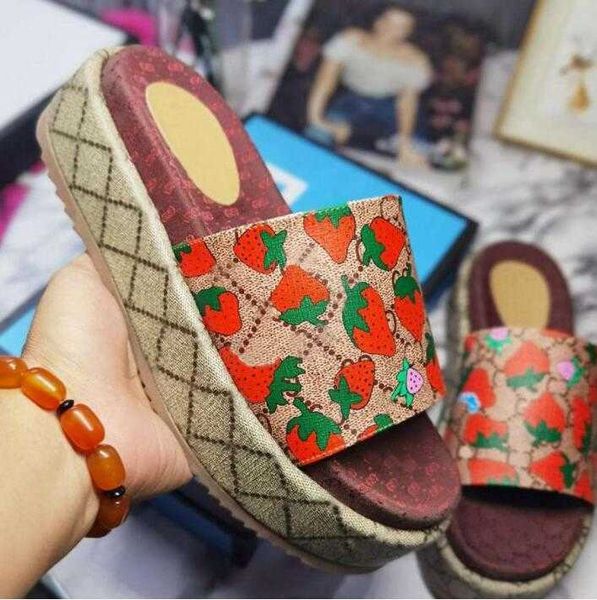 2022 luxury designer women slippers canvas platform sandals real leather beige brick red colors beach slides slipper outdoor party classic s, Black
2022 luxury designer women slippers canvas platform sandals real leather beige brick red colors beach slides slipper outdoor party classic s, Black