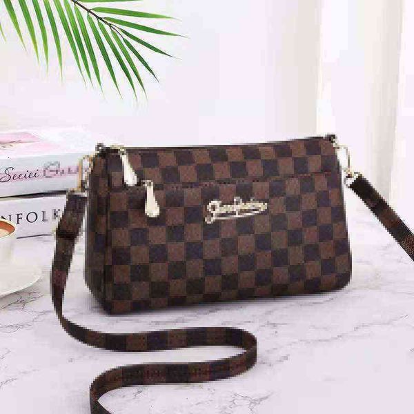 2022 women handbags and purse small bags single shoulder women's pu leather crossbody bag female purses
2022 women handbags and purse small bags single shoulder women's pu leather crossbody bag female purses