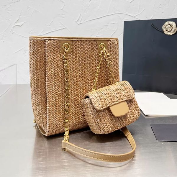 22ss beach totes bags straw with mini coin purse gold metal hardware chain outdoor travel shopping bag shoulder crossbody designer luxury la
22ss beach totes bags straw with mini coin purse gold metal hardware chain outdoor travel shopping bag shoulder crossbody designer luxury la