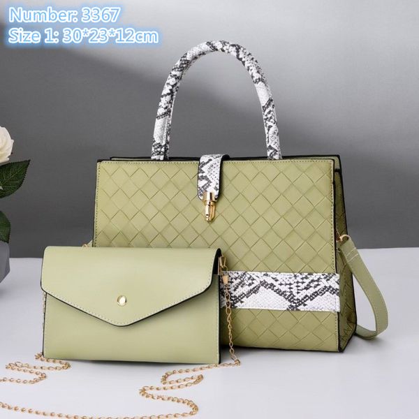 Wholesale ladies leathers shoulder bags elegant contrast stitching snake handbag large capacity solid color leather tote bag Joker embossed stone handbags, Khaki2-3019
Wholesale ladies leathers shoulder bags elegant contrast stitching snake handbag large capacity solid color leather tote bag Joker embossed stone handbags, Khaki2-3019
