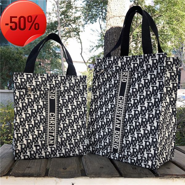 the factory directly large capacity fashionable hand go out mommy environmental printing shopping bag
the factory directly large capacity fashionable hand go out mommy environmental printing shopping bag