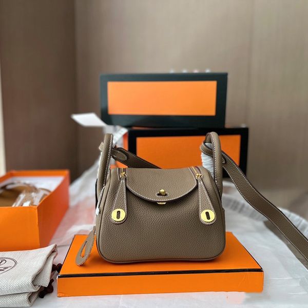 designer luxury tote bag classic fashion women bags solid color buckle classic handbag
designer luxury tote bag classic fashion women bags solid color buckle classic handbag